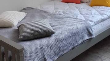 2 quartos, escrivaninha, ferros/tábuas de passar roupa, Wi-Fi