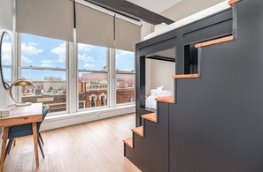 House (2 Bedrooms)