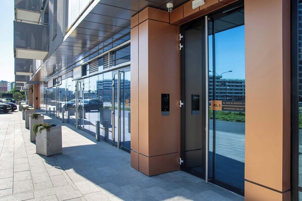 Exterior detail - Kopisto 11 | Elegant Apartment | Balcony (Rzeszów)