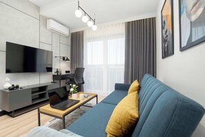 TV, offices - Al. Kopisto 11 | Modern Apartment | A/C | Parking (Rzeszów)
