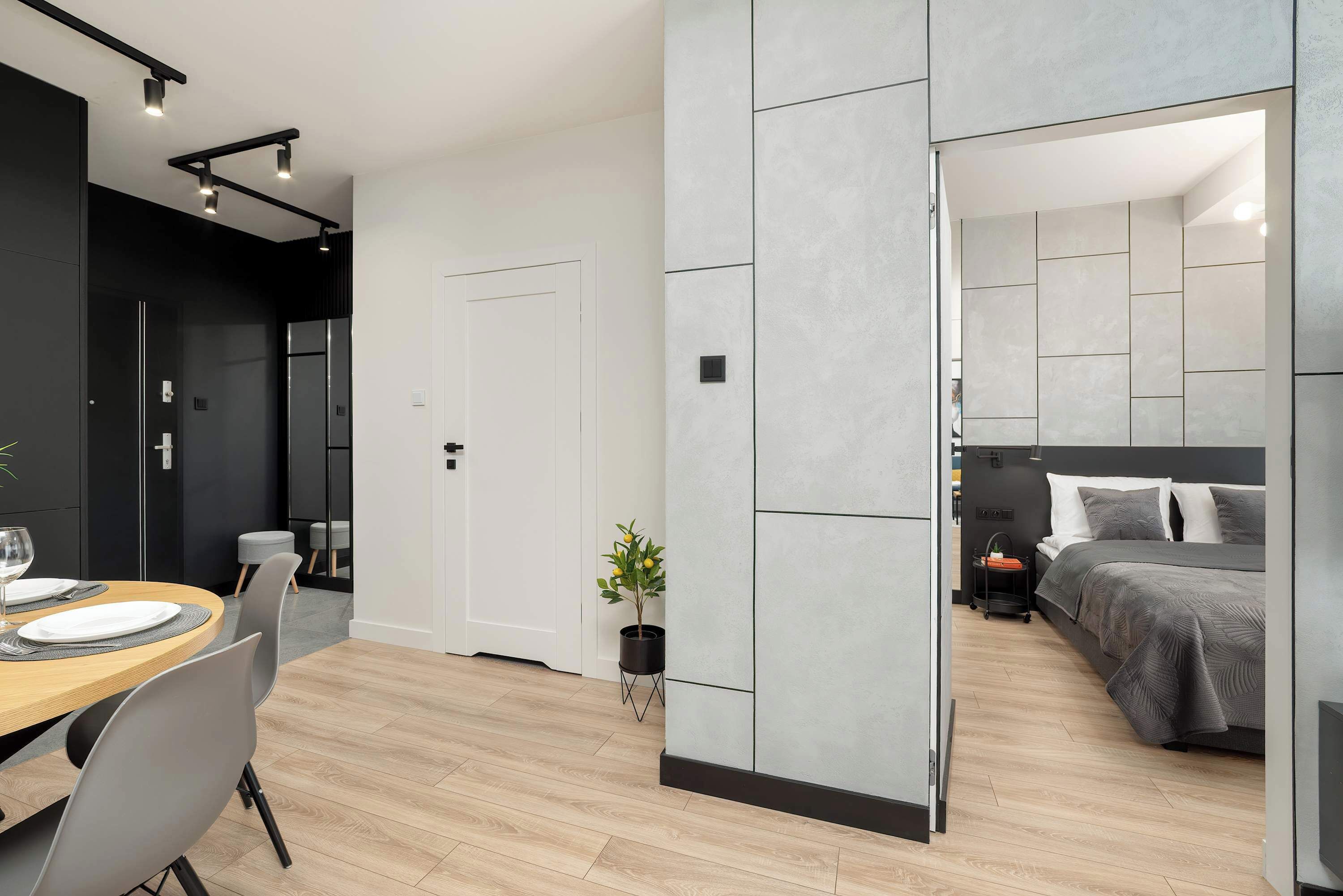 1 Schlafzimmer, Schreibtisch, Bügeleisen/Bügelbrett, Reisekinderbett