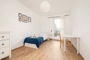 2 chambres, bureau, fer et planche à repasser, Wi-Fi