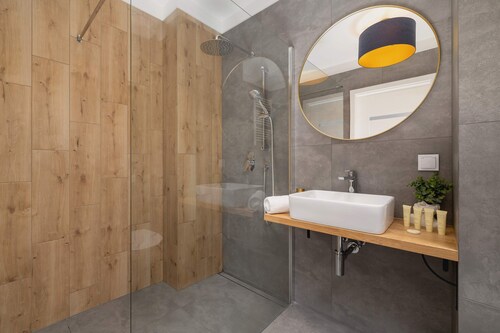 Bright Apartment with Balcony | Parking, Workspace