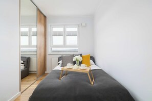 1 bedroom, iron/ironing board, WiFi, bed sheets