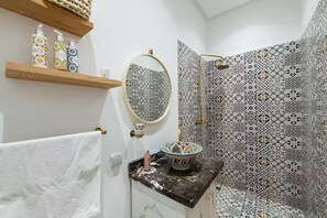 Unclassified image, 5 of 20, button - Stylish Double -Twin & Breakfast in Prime Location (Marrakech)