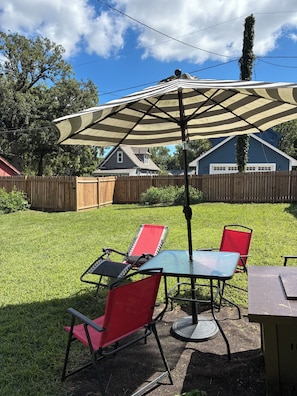 Outdoor dining