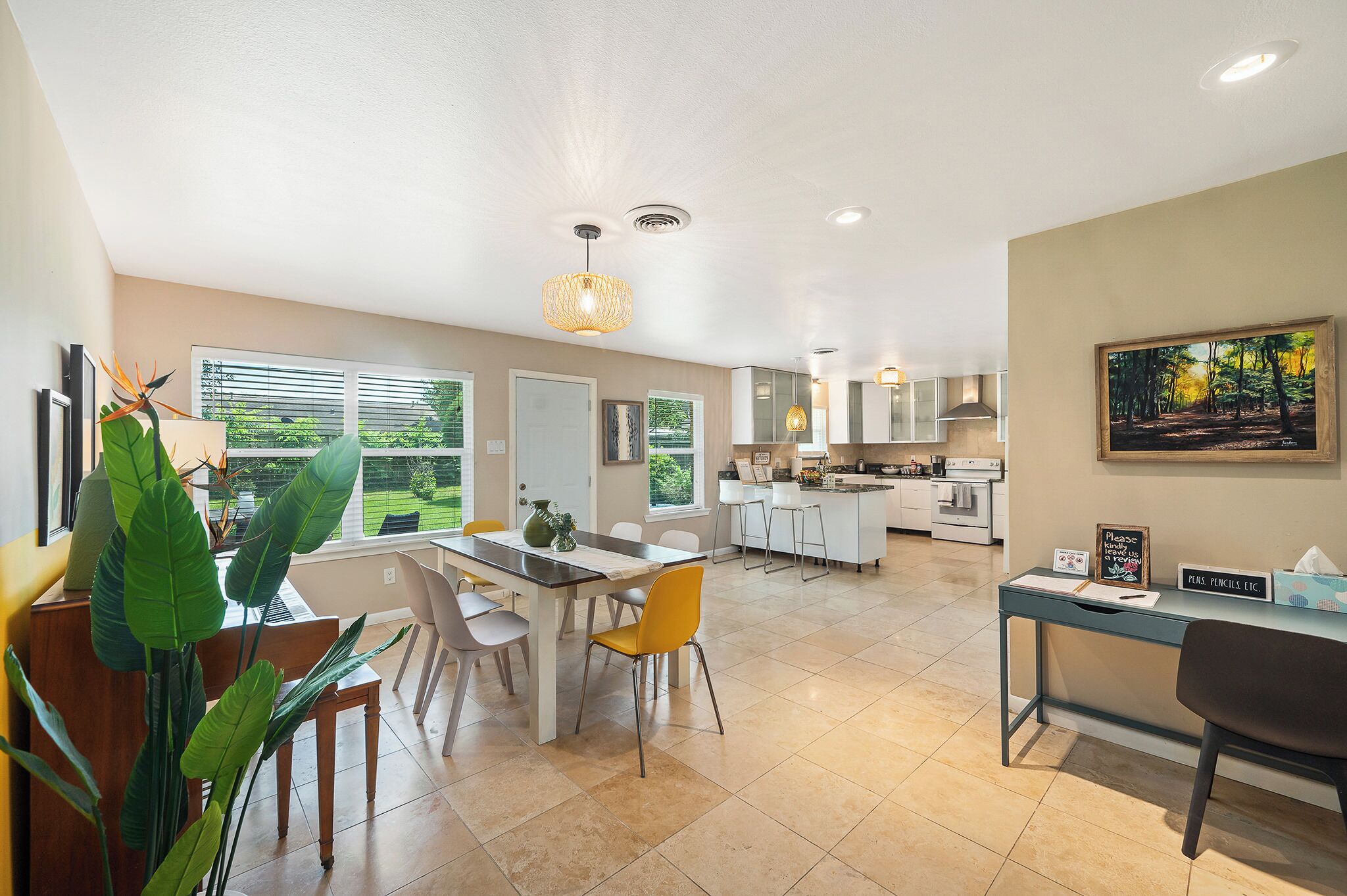 Mikrowelle, Ofen, Herdplatte, Geschirrspüler