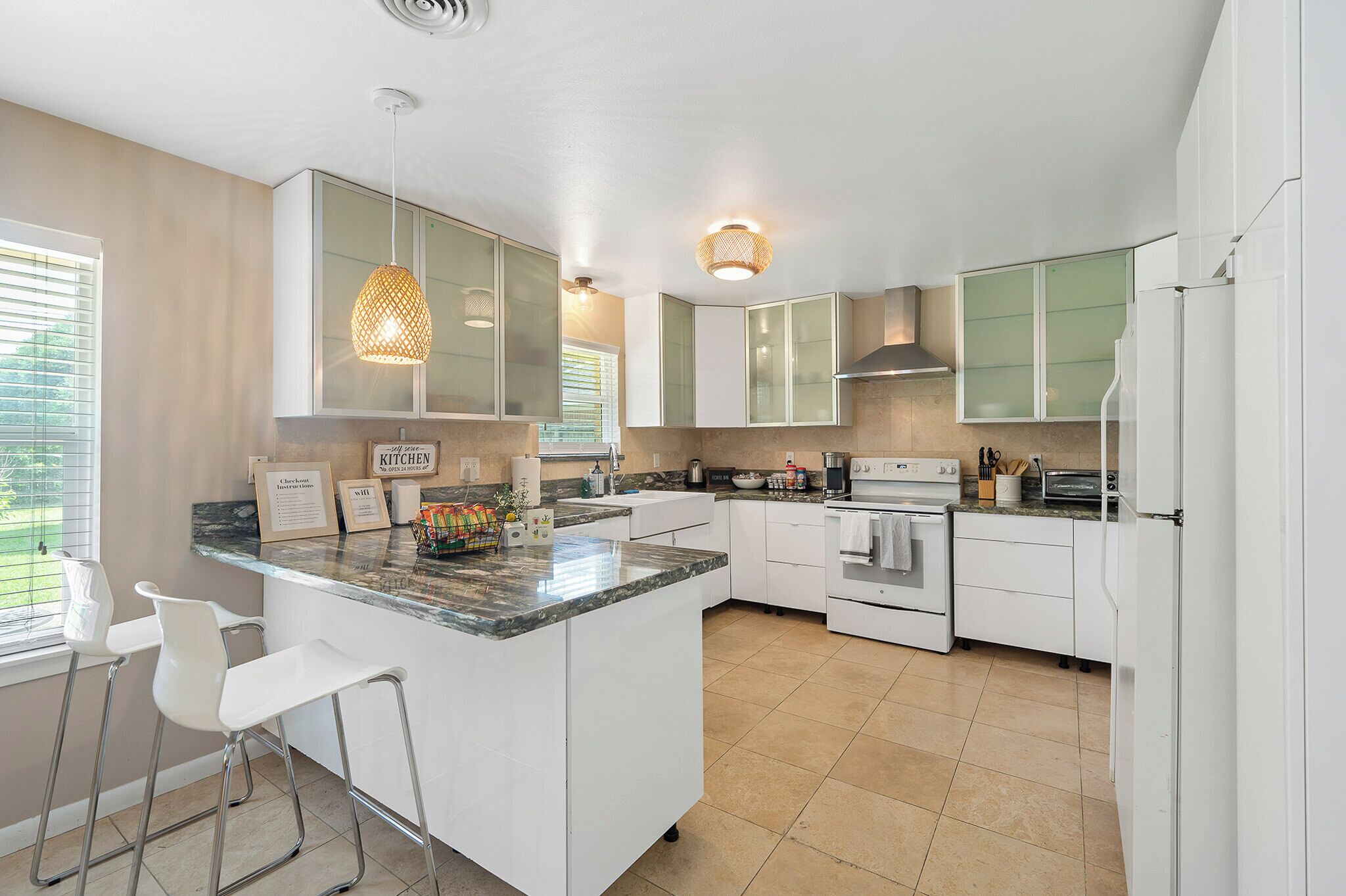 Micro-ondas, fogão, cooktop, lava-louças