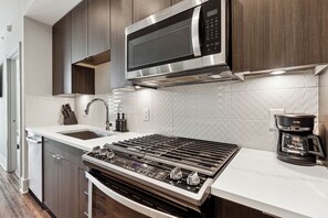 Microwave, oven, stovetop, dishwasher