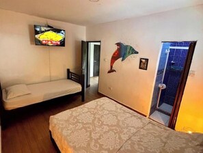 1 bedroom, WiFi, bed sheets