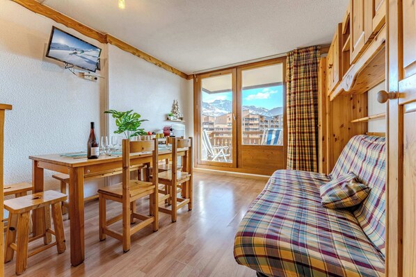 Dining - MountainView w/Direct Ski Access (Valthorens)