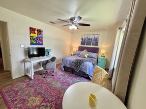 5 bedrooms, desk, iron/ironing board, free WiFi