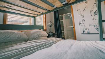 Chalet, Balcony, Mountain View | Free WiFi, bed sheets