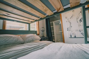 Chalet, Balcony, Mountain View | Free WiFi, bed sheets