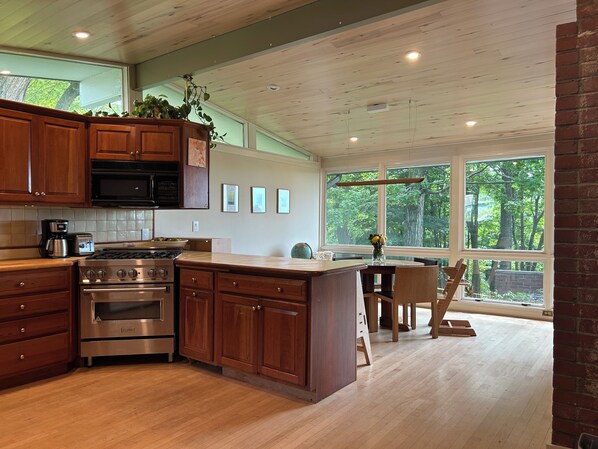 Microwave, oven, stovetop, dishwasher - Centrally Located Bright Family Home with Peaceful Natural Views and Central A/C (Burlington)