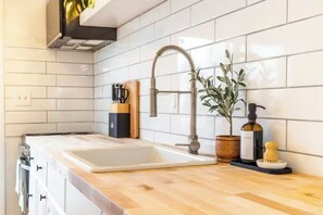 Micro-ondas, fogão, cooktop, lava-louças