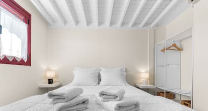 Î & G House Lefkada so closed to Lefkada town!