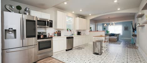 Microwave, oven, stovetop, dishwasher