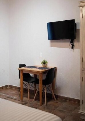 1 Schlafzimmer, WLAN, BettwÀsche