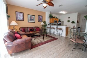 Fernseher, Videospiele, DVD-Player