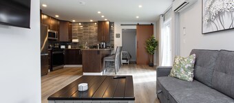 Cozy 1-Bedroom Retreat in the Heart of Langford