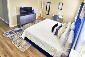 3 habitaciones, escritorio, tabla de planchar con plancha y wifi gratis