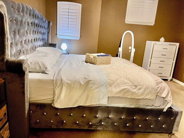 2 bedrooms, WiFi, bed sheets