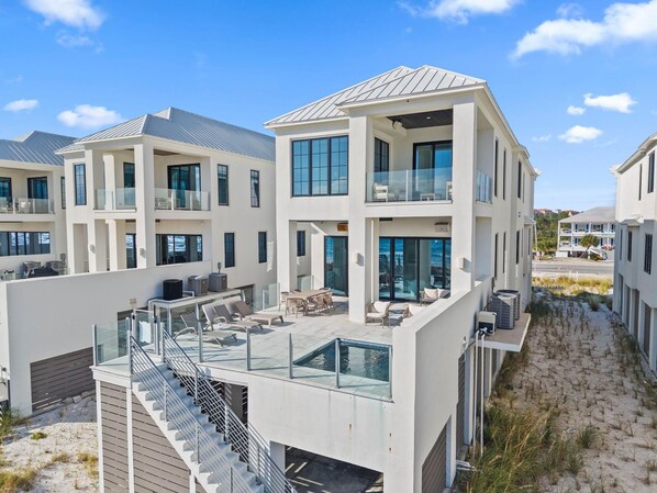 House, Multiple Beds (Sea La Vie at Eleanor Beach) | Exterior