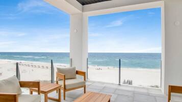 House, Multiple Beds (Sea La Vie at Eleanor Beach) | Beach | On the beach