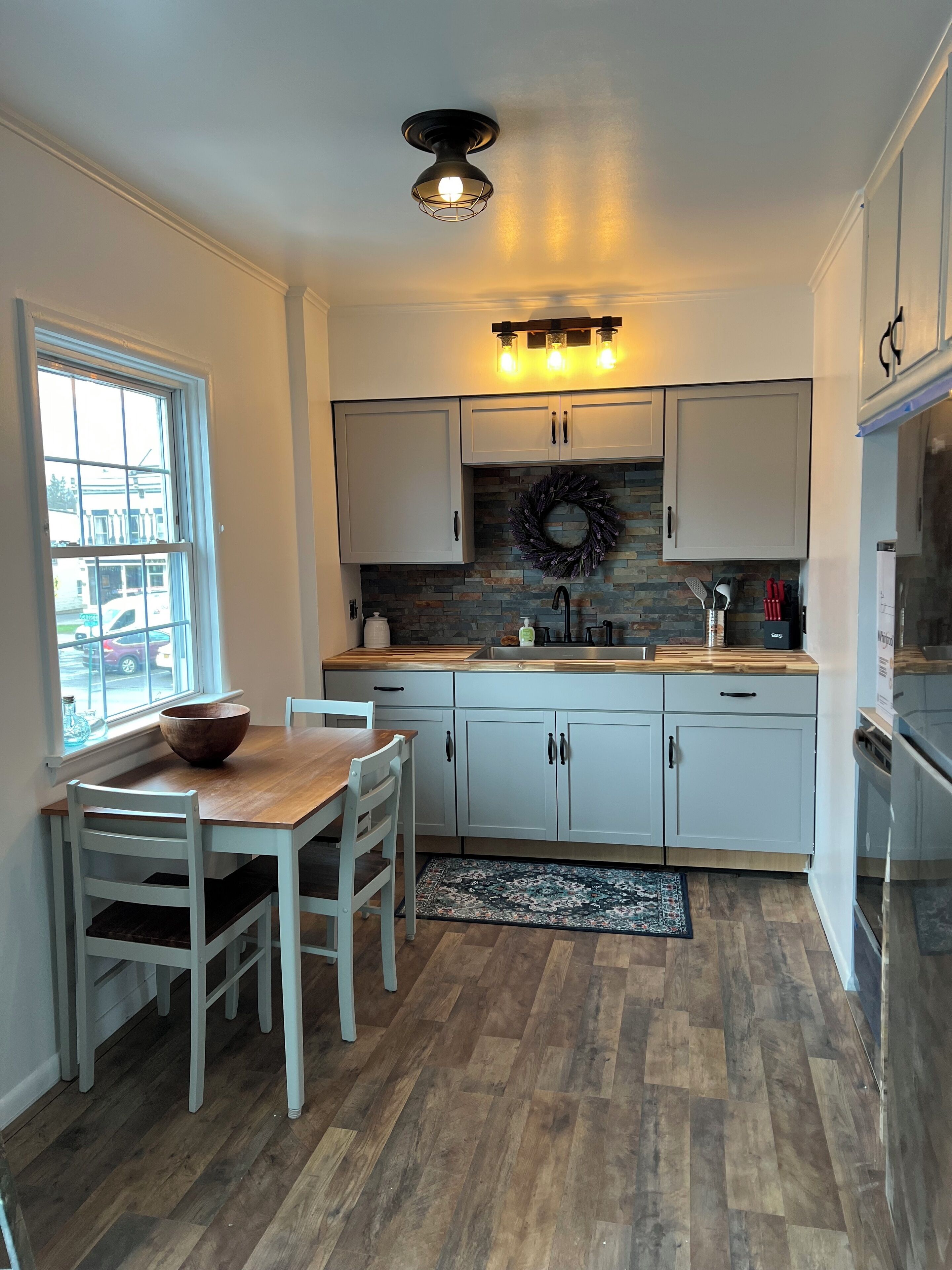 冰箱、微波炉、烤箱、炉灶