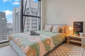 1 bedroom, WiFi, bed sheets - Convenient City Living@SouthernCross | Free Tram (Melbourne)