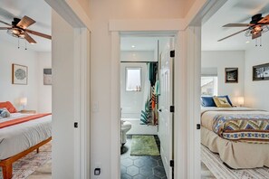 2 quartos, escrivaninha, Wi-Fi de cortesia, roupa de cama