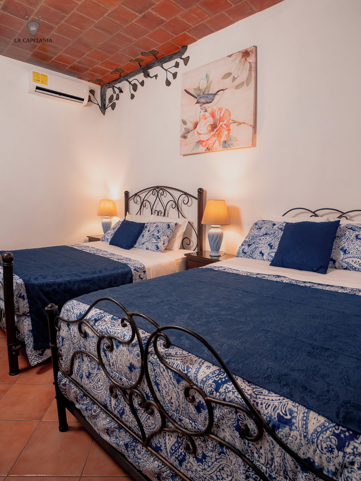 Premium bedding, down duvets, individually decorated, free WiFi