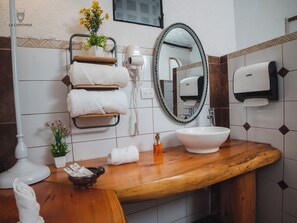 Family Room, Patio, Garden View | Bathroom | Hair dryer, towels, soap, shampoo