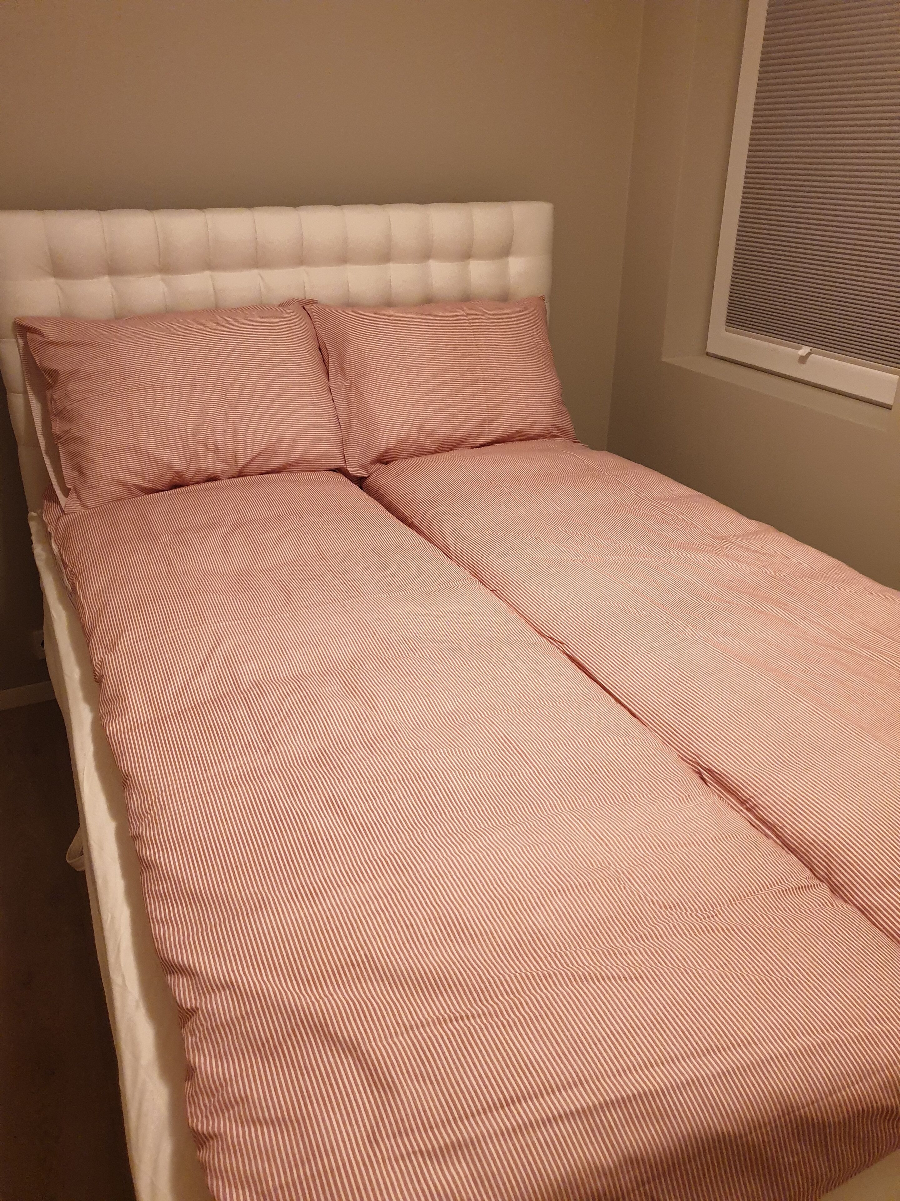 2 soverom, strykejern/-brett, wi-fi og sengetøy