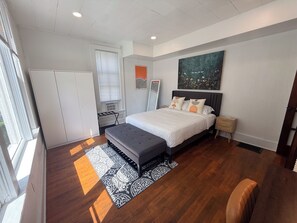 2 Schlafzimmer, Schreibtisch, Bügeleisen/Bügelbrett, kostenloses WLAN