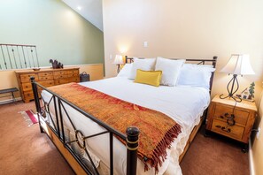 3 bedrooms, WiFi, bed sheets