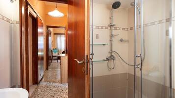 2 bedrooms, Internet