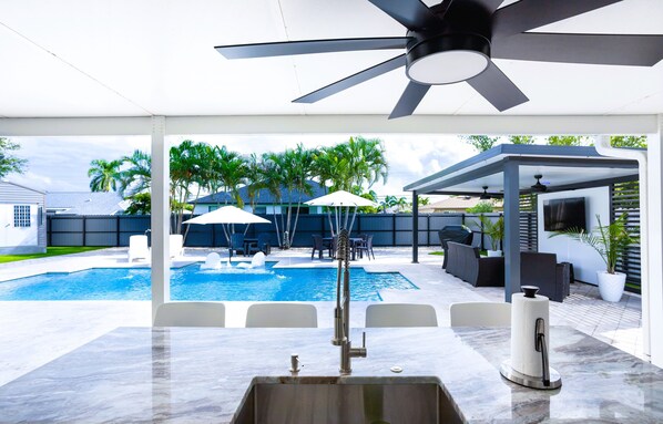 Outdoor pool, a heated pool