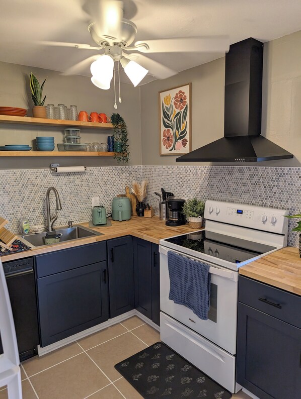 Microwave, oven, stovetop, dishwasher