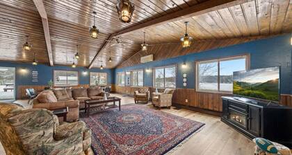 Large 7-bedroom cabin with beautiful views in welcoming Siren, Wi.