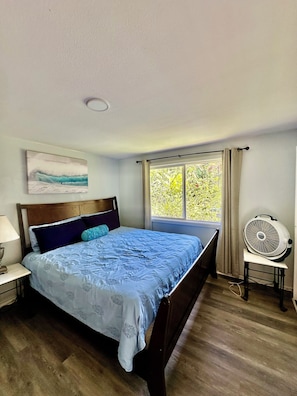 2 bedrooms, WiFi, bed sheets