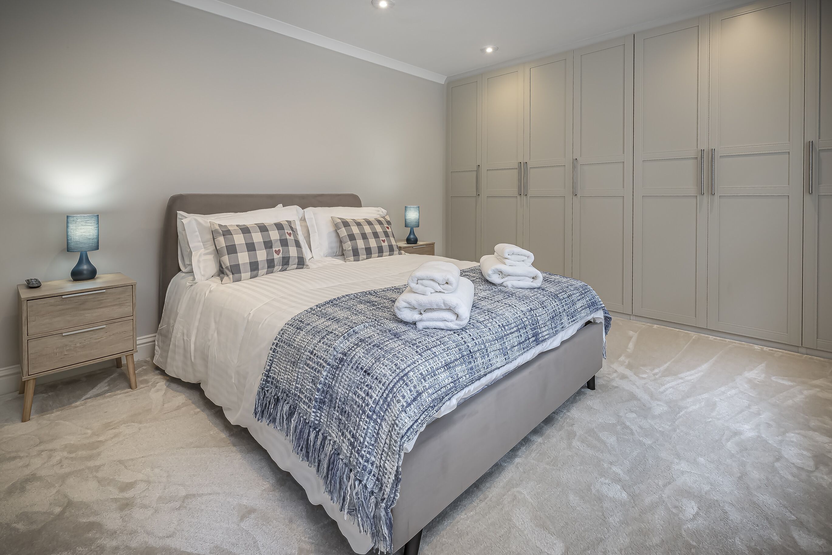 2 bedrooms, desk, free WiFi, bed sheets