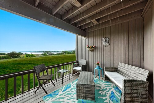 Lake Travis Waterfront Townhome w/Stunning Views