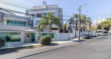 2 Bedroom Apartment With Barbecue Cts0203