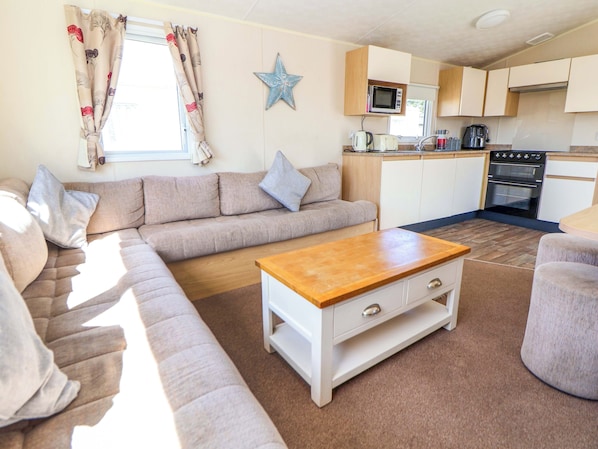 Living area - Willerby Aurora B14 (Abergele)