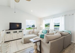 Smart TV, DVD player