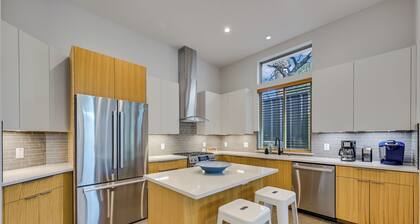 3BR East Side Scene, Downtown & Close SXSW