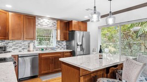 Oven, stovetop, coffee/tea maker, cookware/dishes/utensils