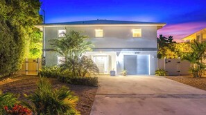 Exterior - Lower Latitudes in Marathon, FL (Marathon)